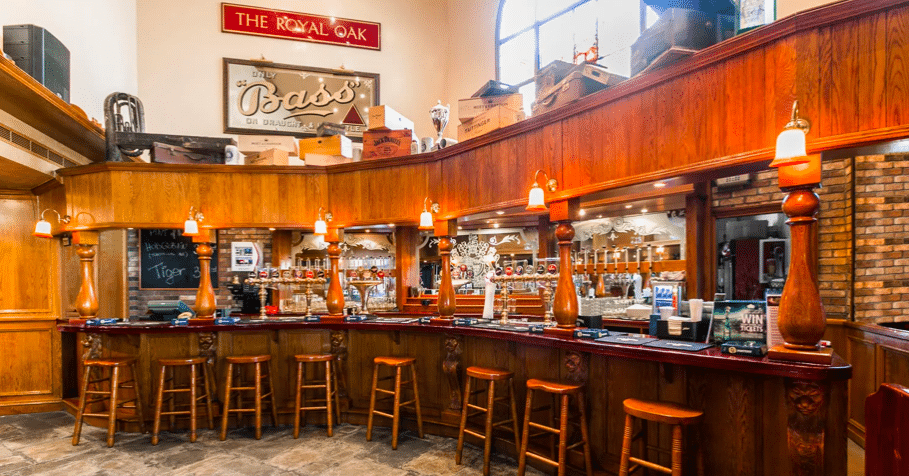 An image of Crown & Lion- one of the best business lunch spots in Dubai