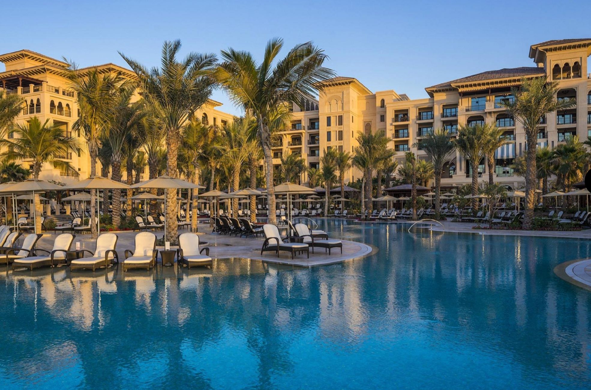 The Four Seasons Hotel In Dubai Pool Area
