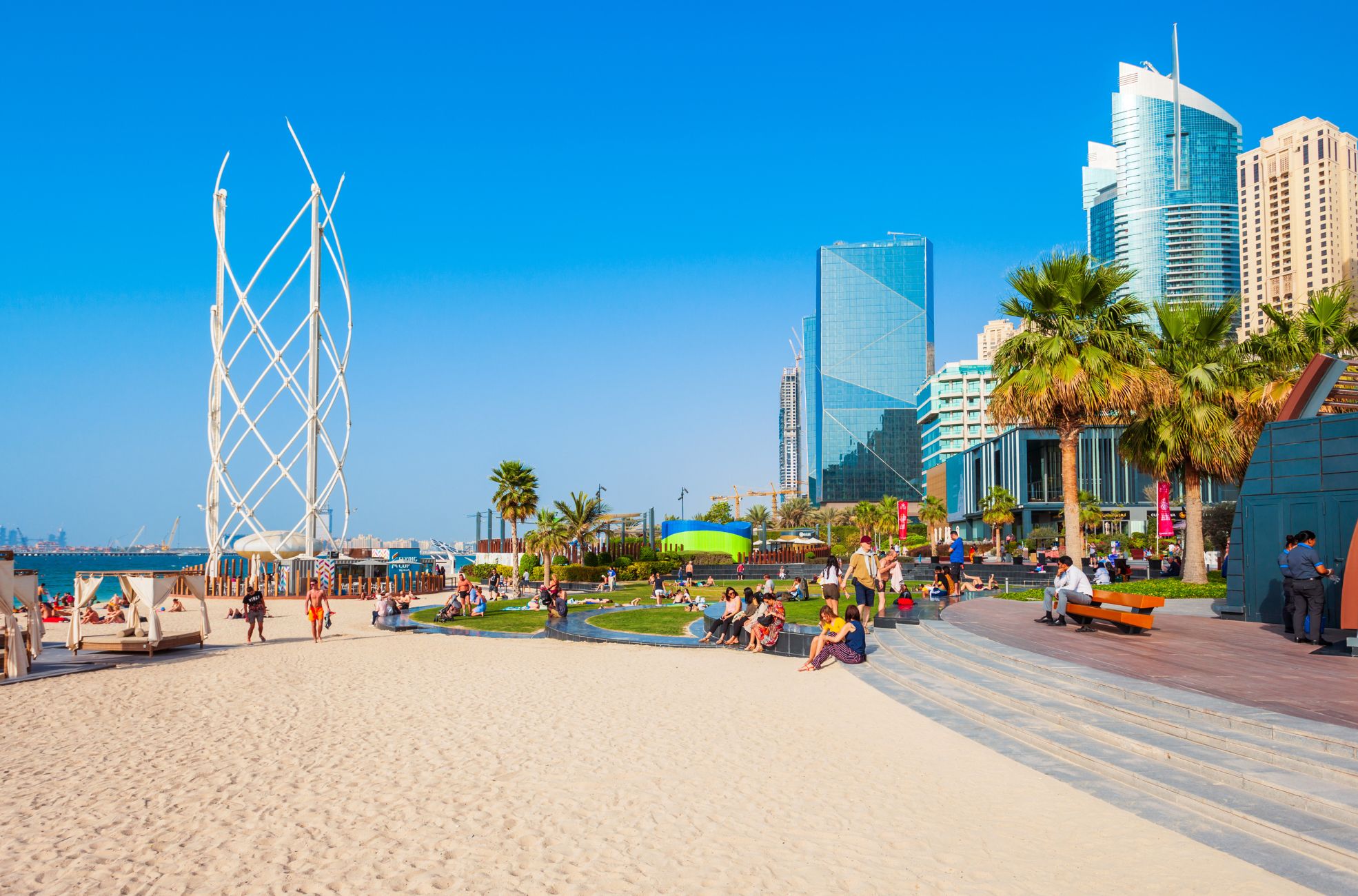 Beach In Dubai Where You Can Move To Live