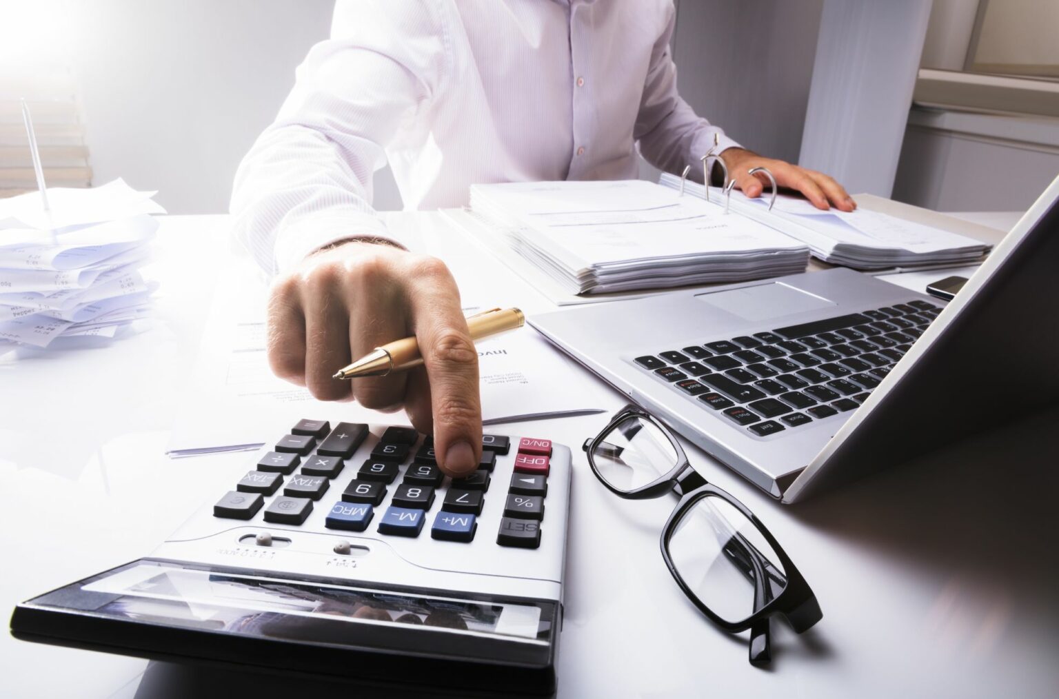 How to Calculate Year-Over-Year Growth for Your Business - Virtuzone